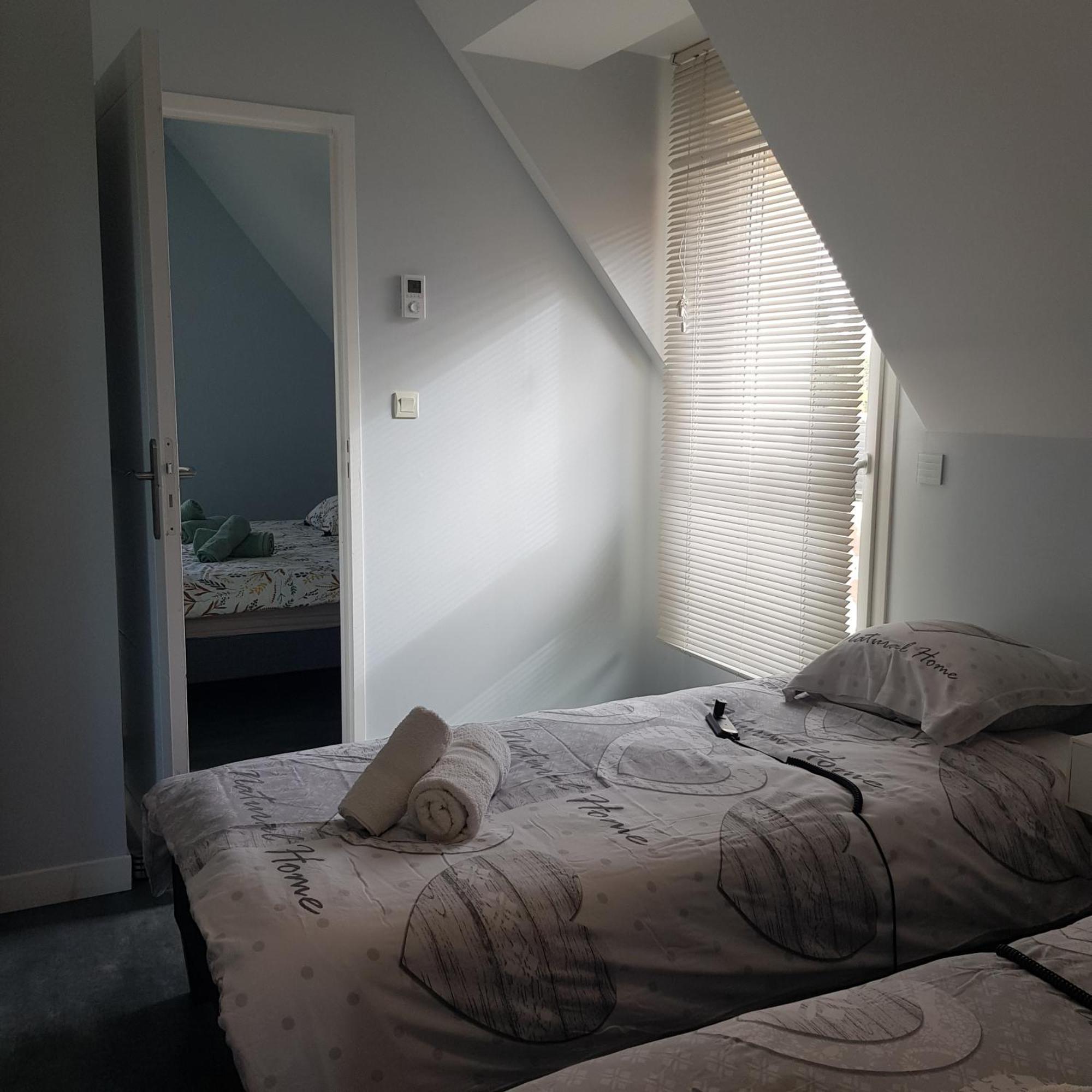 Grande Chambre Entre Caen Et La Mer Chambre Terrasse Jardin Et Piscine Mathieu Exteriör bild